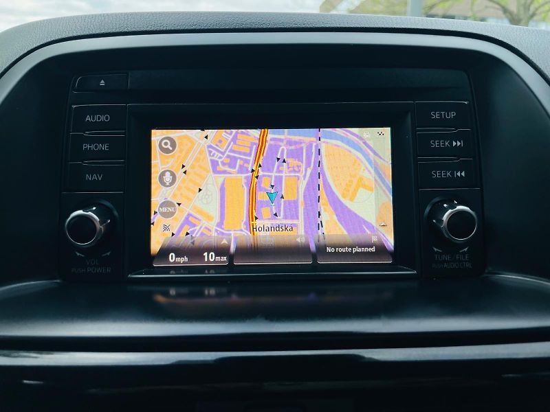 Mazda CX-5 2.0i AUT 4x4 SENZORY TAŽNÉ - fotka 36 z 49
