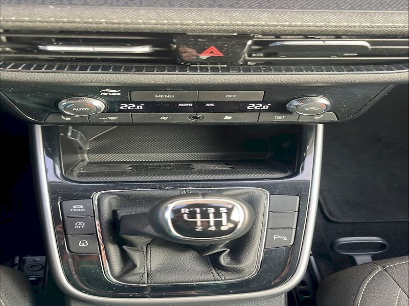 Škoda Fabia (2024) Top Selection 1,0 TSI 85 kW 6- - fotka 16 z 25