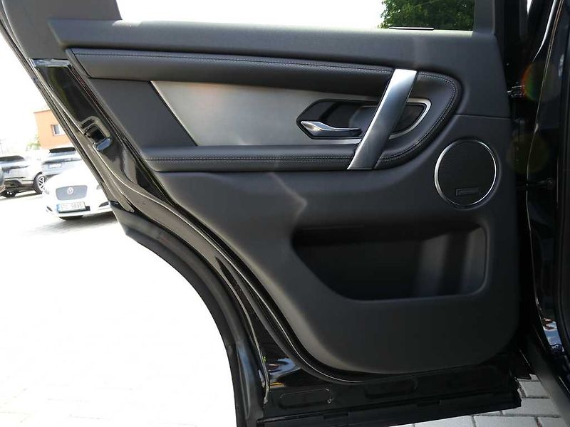 Land Rover Discovery Sport 1,5 Dynamic Se P270e - fotka 17 z 40