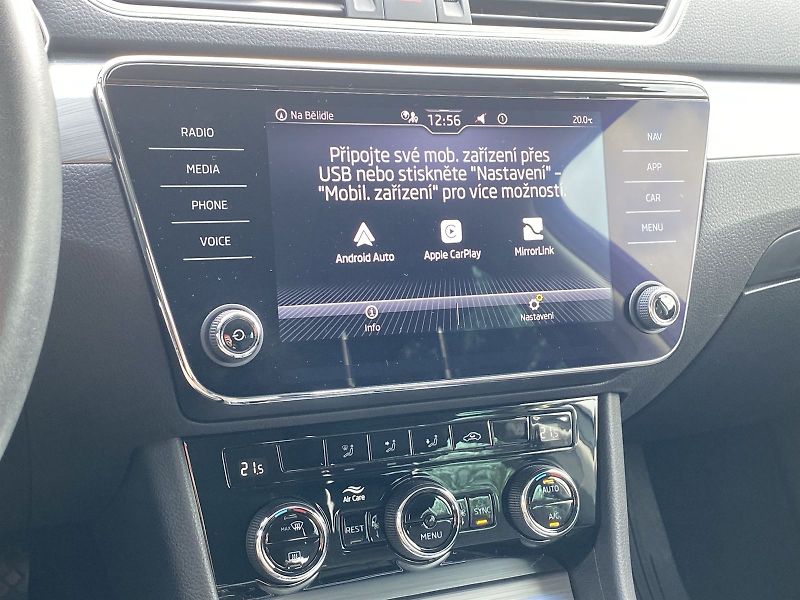 Škoda Superb (2022) Combi 2.0 TDI DSG Ambition - fotka 14 z 32