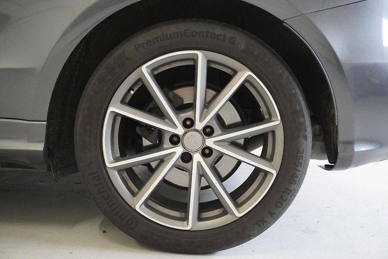 Audi SQ5 3.0 TDi 240 kW COMPETITION 4x4 - fotka 14 z 44