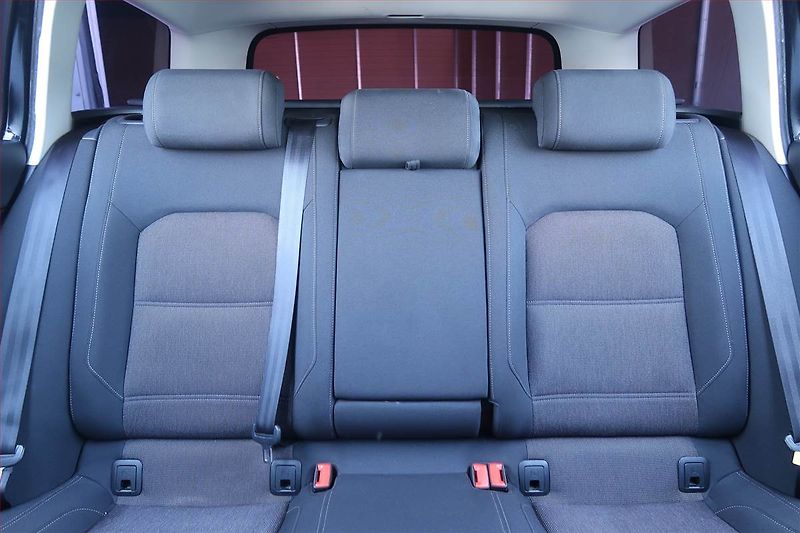 Volkswagen Passat (2017) 2.0 TDI, 4X4, Automat - fotka 10 z 25