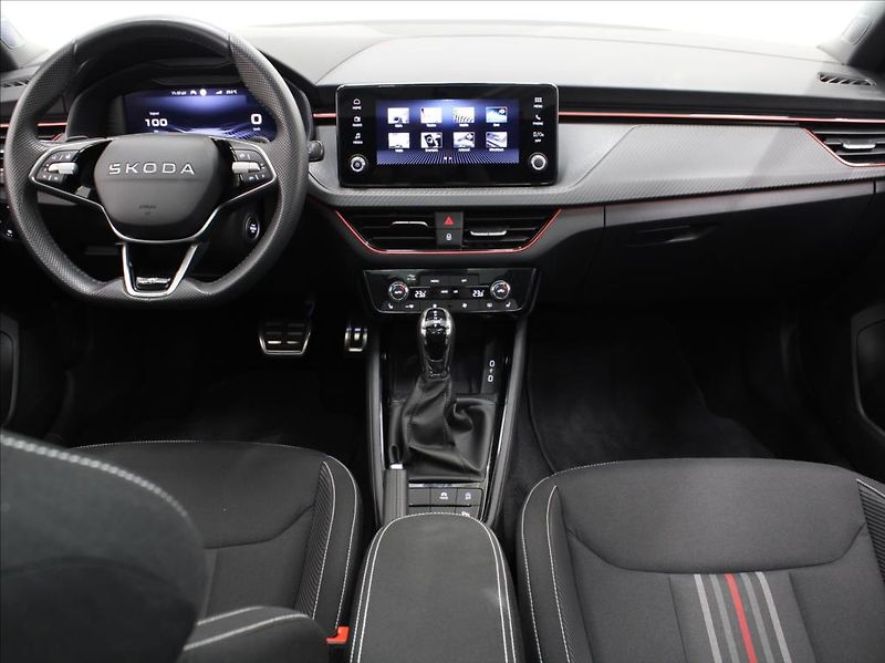 Škoda Scala 1,5 TSi 110kW DSG Monte C.5L.Z - fotka 8 z 26