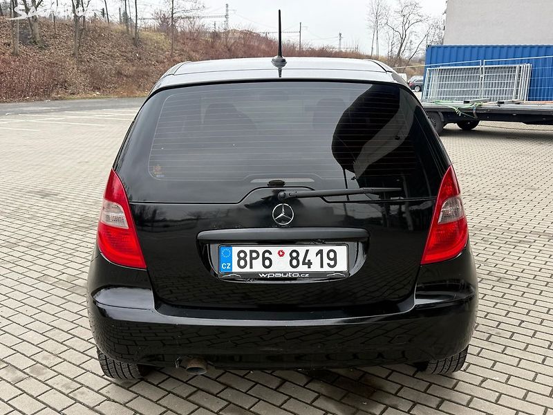 Mercedes-Benz Třídy A (2009) 160CDI, 60kw Serv. knížka - fotka 4 z 21