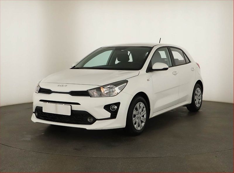 Kia Rio (2023) 1.2 DPI, ČR,1.maj - fotka 2 z 14
