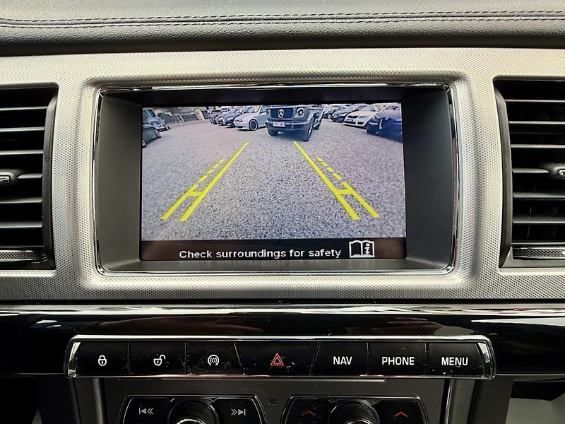 Jaguar XF 3,0 V6 Sportbrake REZERVACE - fotka 32 z 37