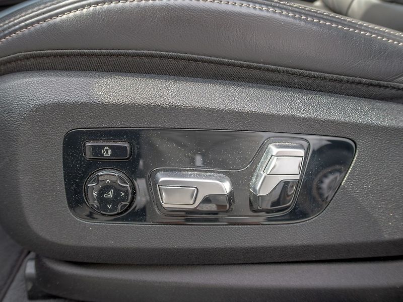 BMW X7 (2019) ČR 3.0i 250KW 7sed – INDIVIDUÁ - fotka 12 z 49