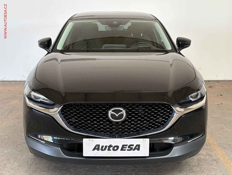 Mazda CX-30 (2022) 2.0 Skyactiv, 2.maj, Navi - fotka 2 z 17