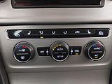 Volkswagen Golf (2014) Comfortline 1.2 TSI - náhled 16