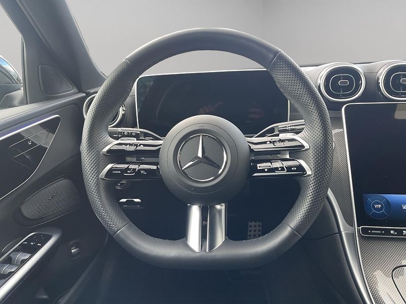 Mercedes-Benz Třídy C (2025) C 300 de 4MATIC kombi - fotka 9 z 21