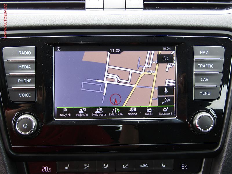 Škoda Octavia (2015) 2.0 TDi, ČR, DSG, bixen - fotka 17 z 21