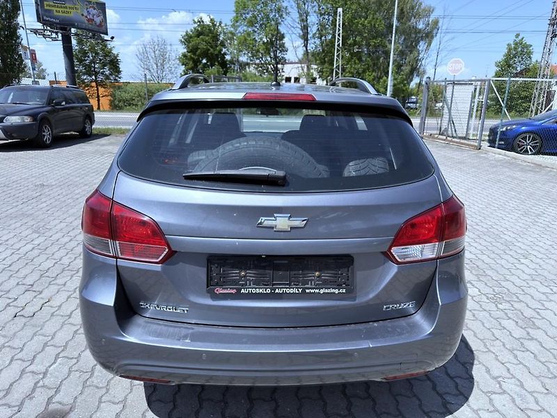 Chevrolet Cruze 1.7 TD 96 kW servisní knížka - fotka 4 z 15