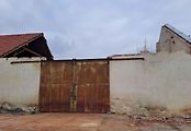 Ve Slaném-Kvíci musí výstavbě nového dálničního mostu ustoupit domy i některé zahrádky s chatkami.