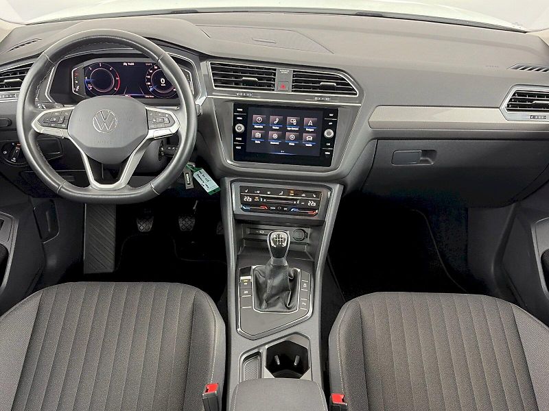 Volkswagen Tiguan Allspace (2022) Life 2.0 TDI 110kW - fotka 5 z 33