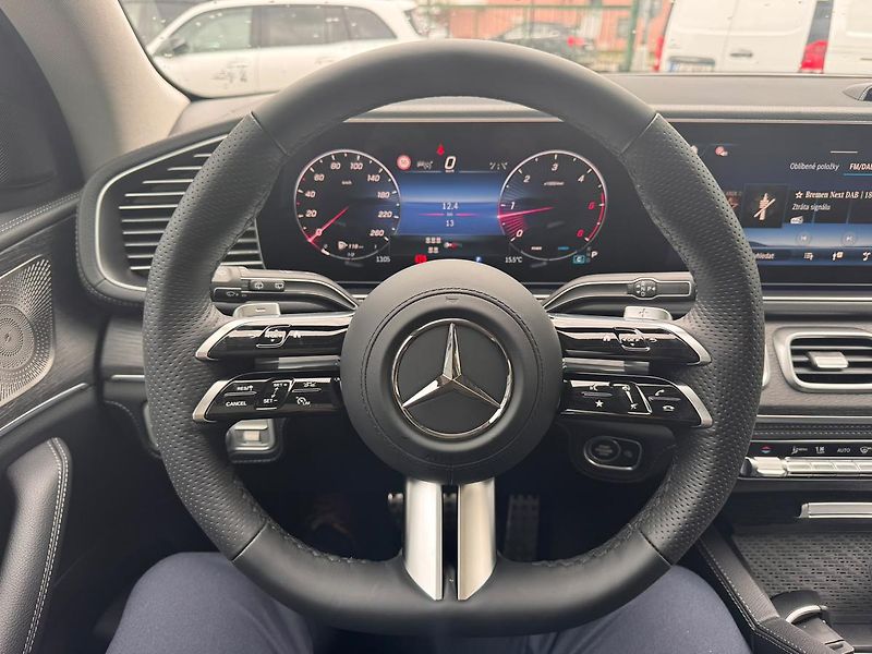 Mercedes-Benz GLS (2026) 450 d 4MATIC - fotka 16 z 26