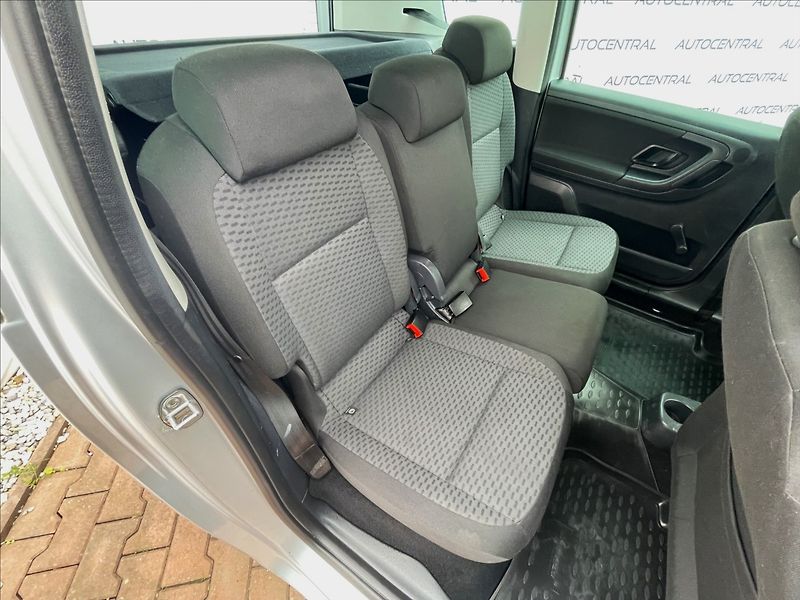 Škoda Roomster 1,2 TSi,63kW,STK 6/27 - fotka 20 z 21