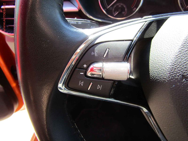 Škoda Fabia (2022) 1.0 TSi, 2.maj,ČR, servis - fotka 16 z 17