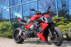 Ducati Diavel (2023) V4 RED 2023 - fotografie inzerátu
