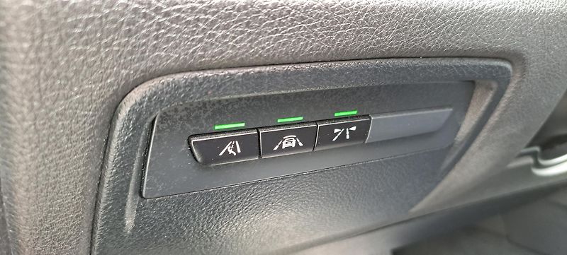 BMW Řada 4 (2015) 430D M*PACKET*CABRIO*LED*ADAPT - fotka 37 z 46