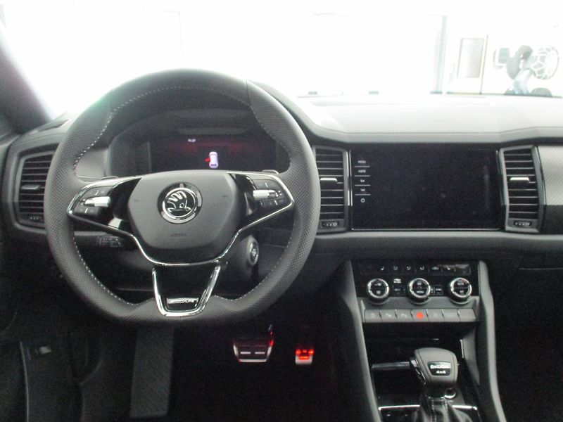 Škoda Kodiaq Sportline 2,0TDI/147kW 4x4 DSG - fotka 5 z 14
