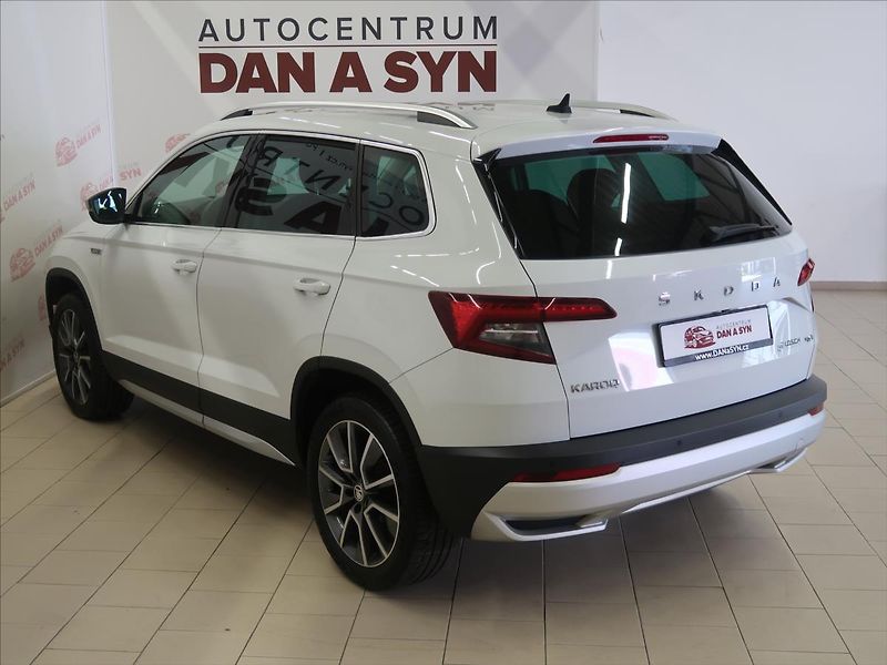 Škoda Karoq 2,0 TDI Scout 4x4 1.majitel - fotka 6 z 41