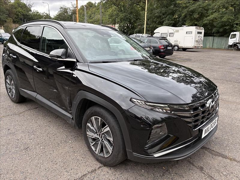 Hyundai Tucson 1.6 T-GDi HEV 48V Hybrid 4x4 - fotka 1 z 25