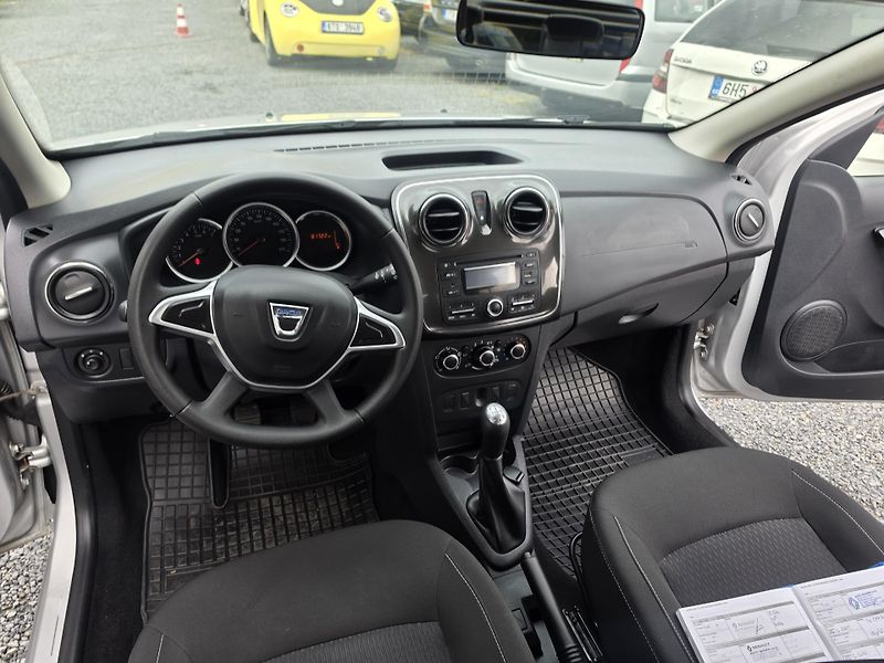 Dacia Sandero 1.1 Klimatizace  - fotka 9 z 17