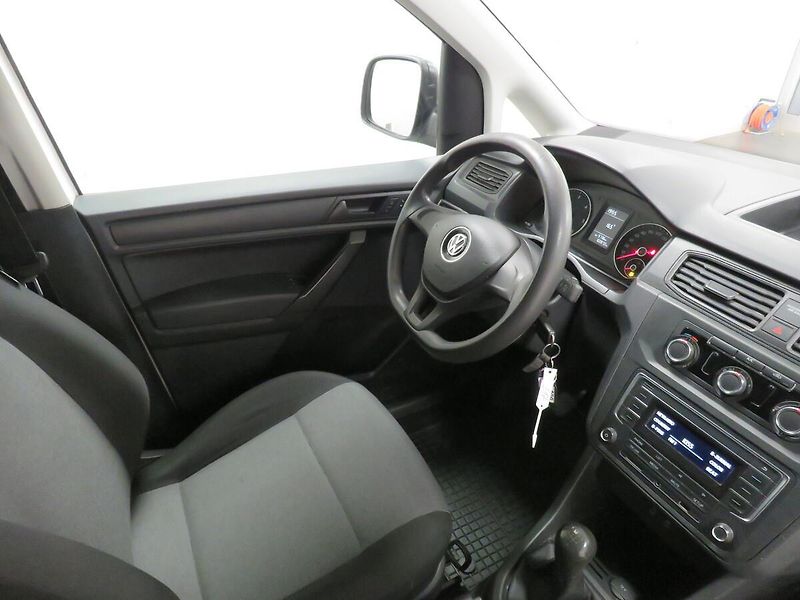 Volkswagen Caddy - fotka 13 z 21