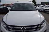 Volkswagen Tiguan 2,0 TDi 81KW R-LINE - náhled 2