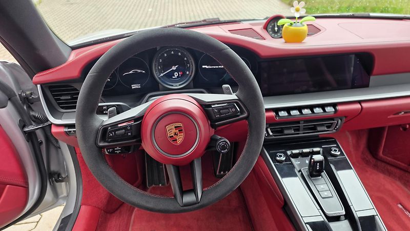 Porsche 911 (2020) 4S BOSE SERVIS TOP STAV - fotka 12 z 14