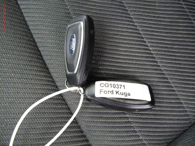 Ford Kuga (2015) 1.5 EB, Navi, xenon - fotka 22 z 22