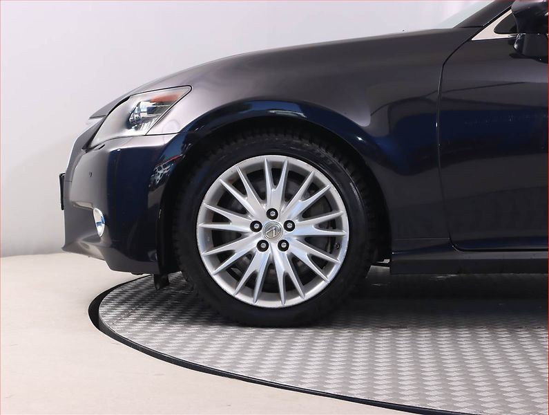 Lexus GS 450h (2012) 450 h, Automat, Serv.kniha - fotka 15 z 23