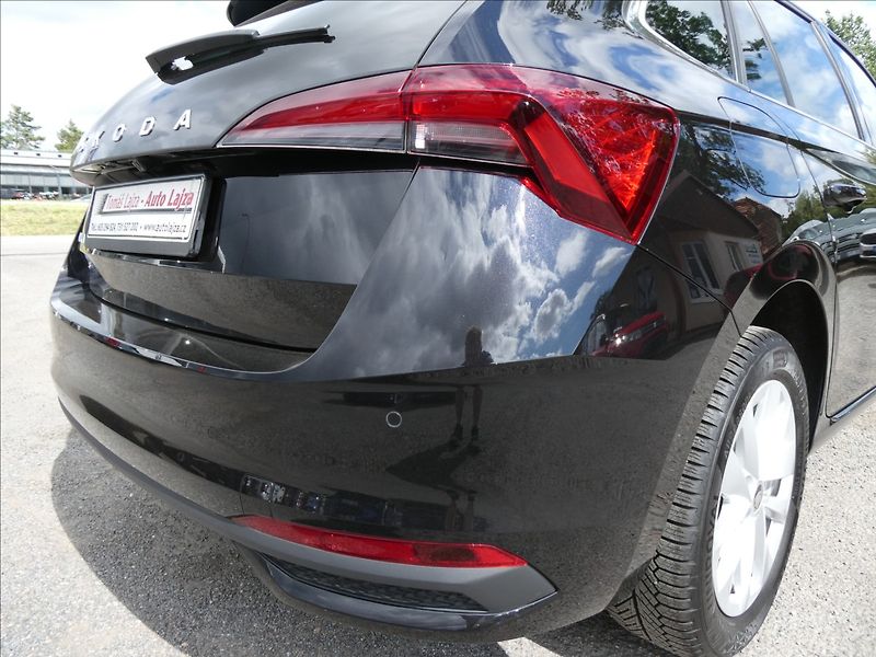 Škoda Scala 1,0 TSi DSG 1.maj,TOP SELECTIO - fotka 10 z 45