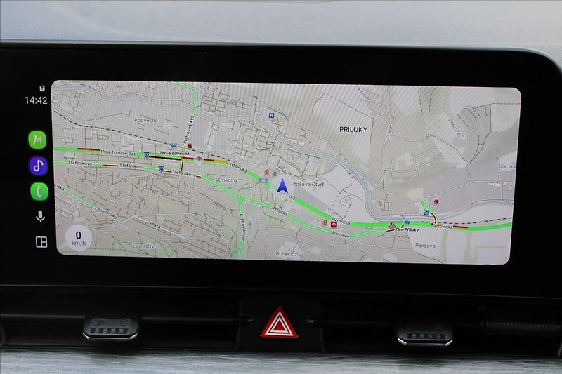 Kia Sportage 1,6 CRDi  ČR,EXCLUSIVE,ZÁRUKA - fotka 17 z 37