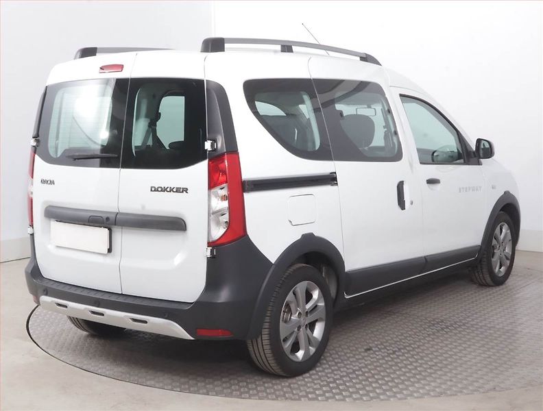 Dacia Dokker (2017) Stepway 1.2 TCe, 5Míst - fotka 5 z 19