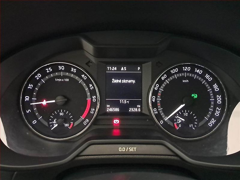 Škoda Octavia (2016) Scout 2.0 TDI, 4X4, Automat - fotka 11 z 21