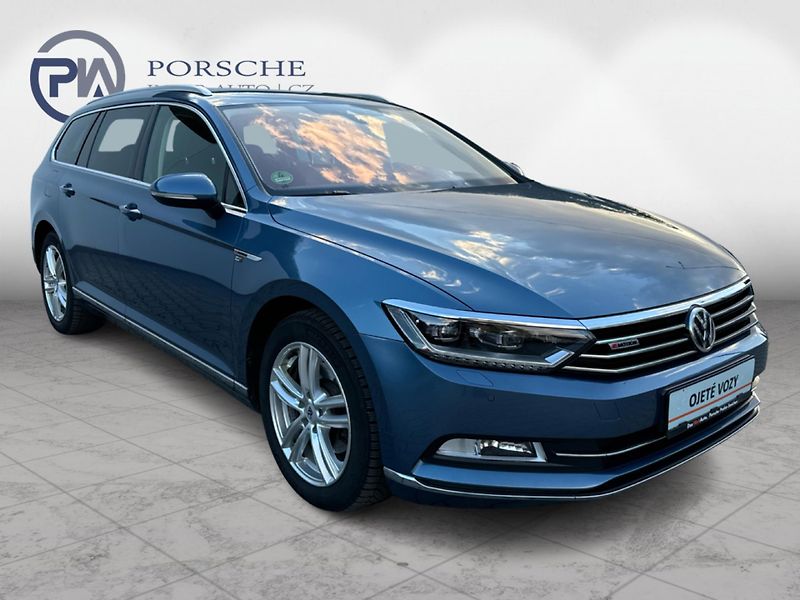 Volkswagen Passat 2,0 TDi 140kW HIGHLINE R-LINE - fotka 8 z 24