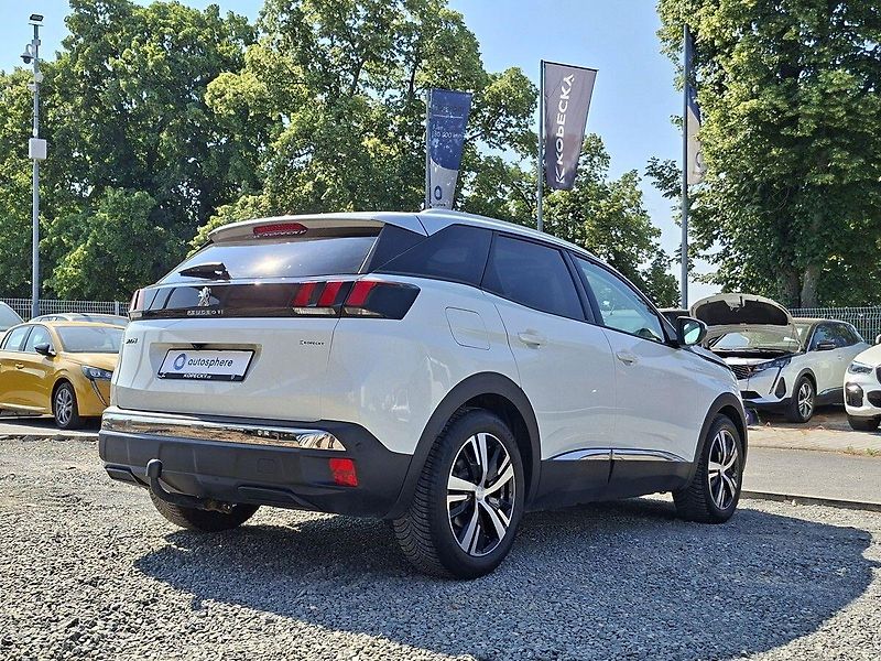 Peugeot 3008 ALLURE 1,5 BHDI 130k EAT8 - fotka 3 z 28