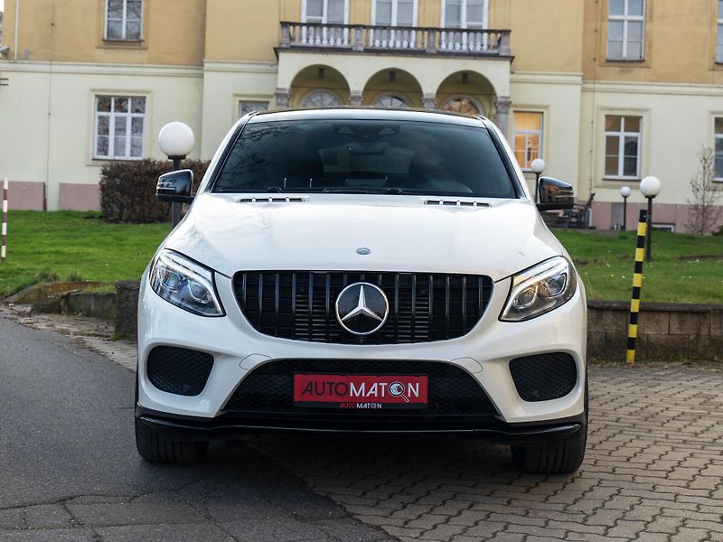 Mercedes-Benz GLE 350d 4M AMG Coupé 360 Pano Dis - fotka 3 z 40