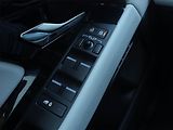 Land Rover Range Rover Evoque (2025) D200 AWD - náhled 18