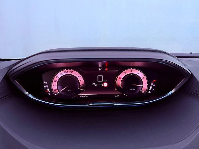 Peugeot 5008 1.6 PureTech GTLine Aut., ČR - fotka 22 z 34