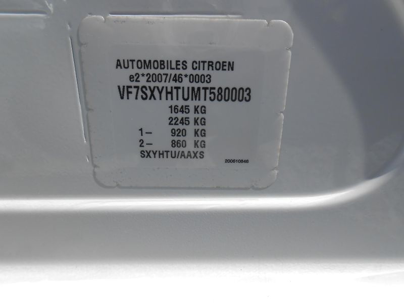 Citroën C3 1.5HDi,6kvalt, Full led - fotka 2 z 40