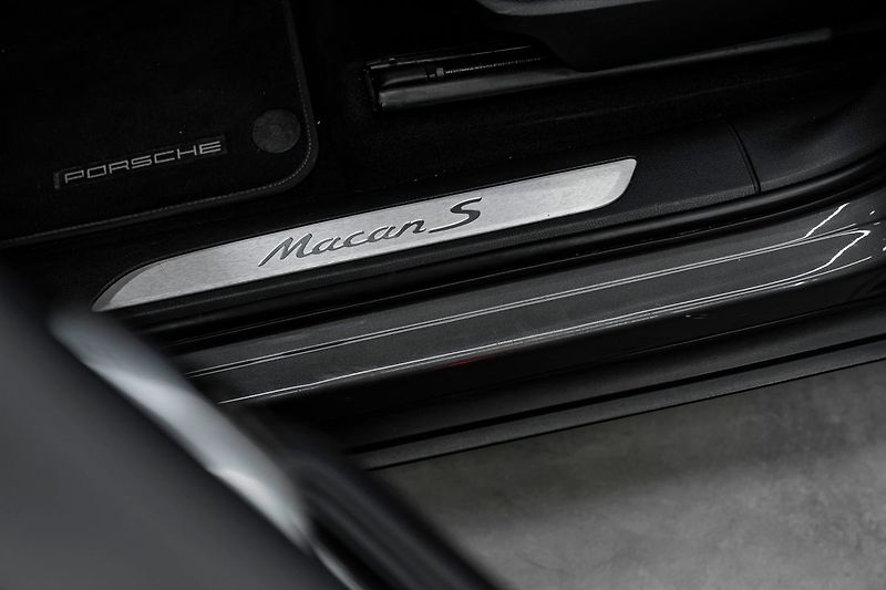Porsche Macan S - fotka 19 z 22