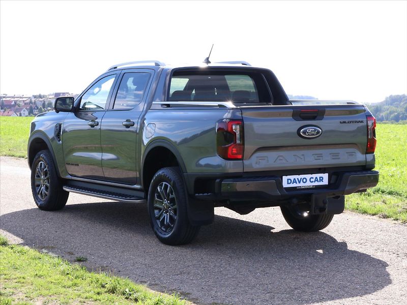 Ford Ranger 3,0 V6 TDi Double Cab Wildtrak - fotka 5 z 37
