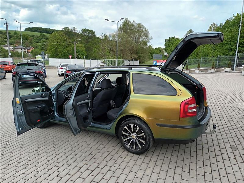 Škoda Octavia 1,6 MPI,75KW,KLIMA,KOLA - fotka 10 z 35