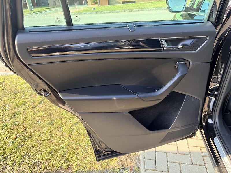 Škoda Kodiaq 2.0TSI 132KW 4x4 DSG WEBASTO - fotka 46 z 58