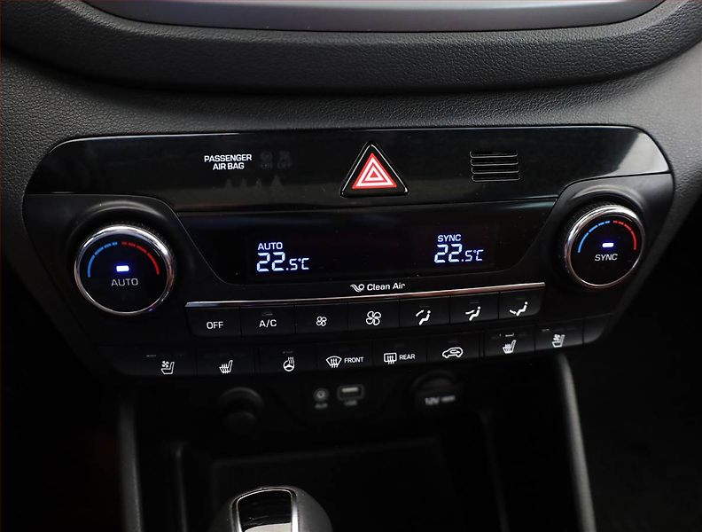 Hyundai Tucson (2016) Style 2.0 CRDi, 4X4, Automat - fotka 13 z 21