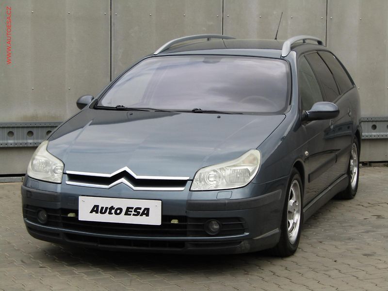 Citroën C5 (2006) 1.6 HDi, ČR, AC, TZ, park - fotka 3 z 20