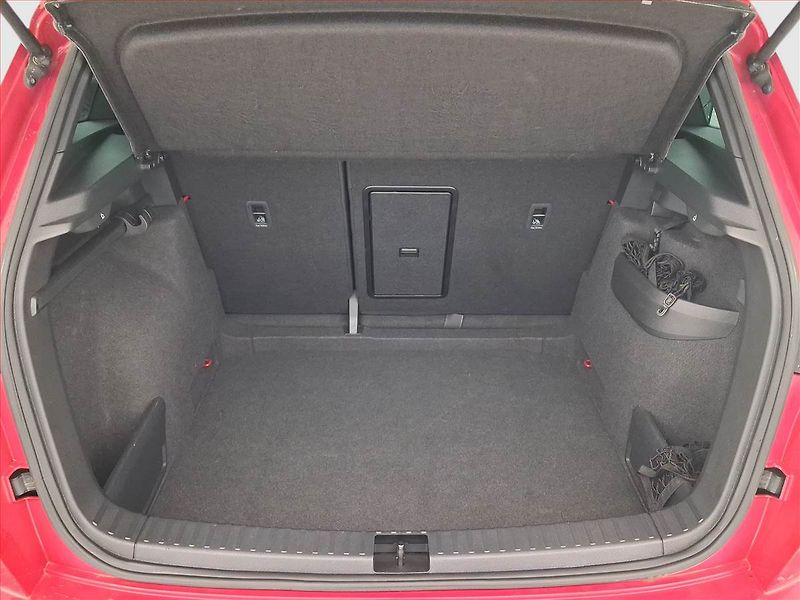 Škoda Karoq (2023) Sportline 2.0 TDI - fotka 14 z 31