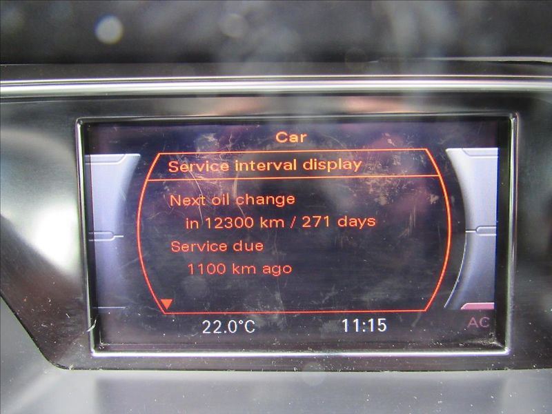 Audi A5 3,0 TDi 176kW Manuál Quattro - fotka 16 z 30